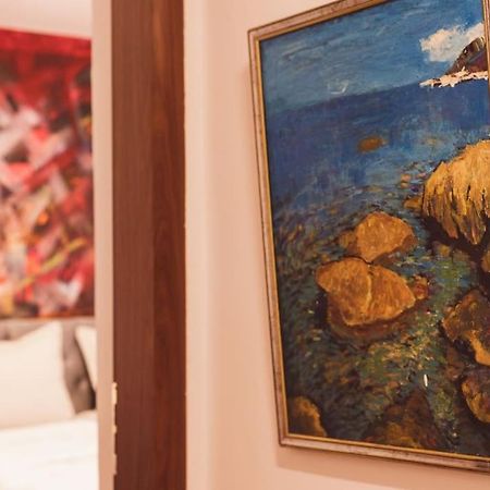 Art Studio Myslym Shyri Tiranë Ngoại thất bức ảnh
